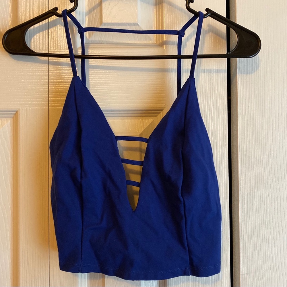 Forever 21: Blue Crop Top